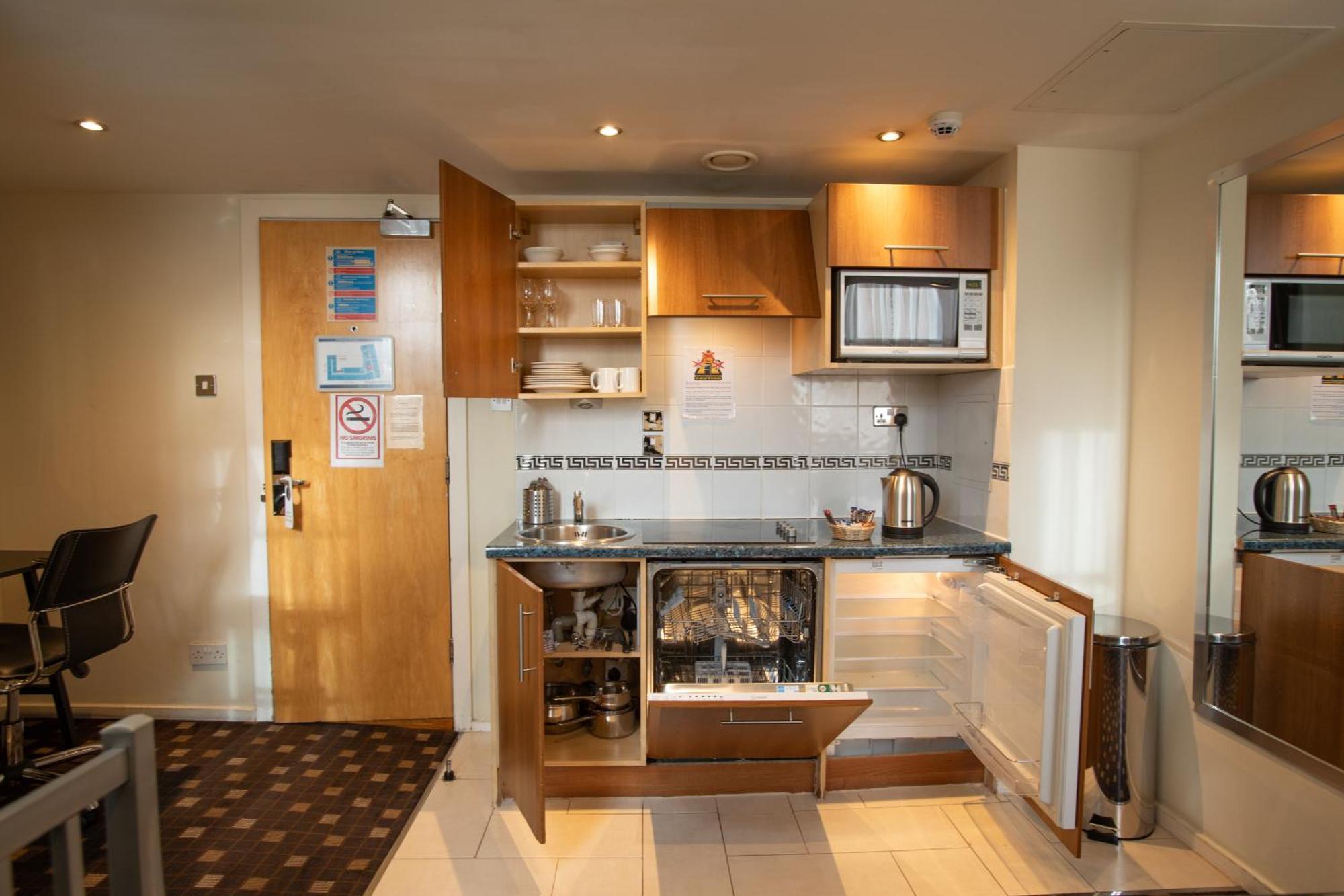 Grand Plaza Serviced 4* Londen